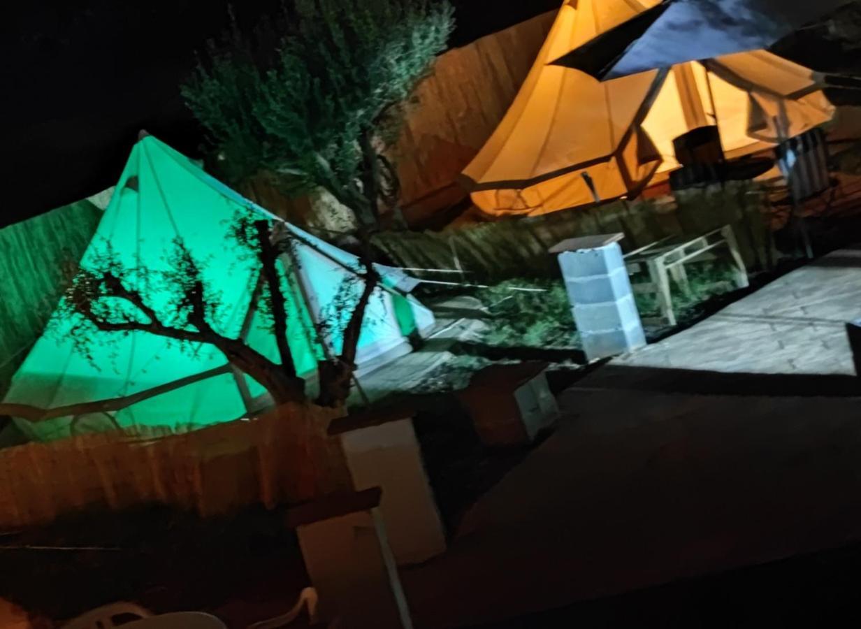 Glamping Les Rodanes 1 Vilamarxant Esterno foto